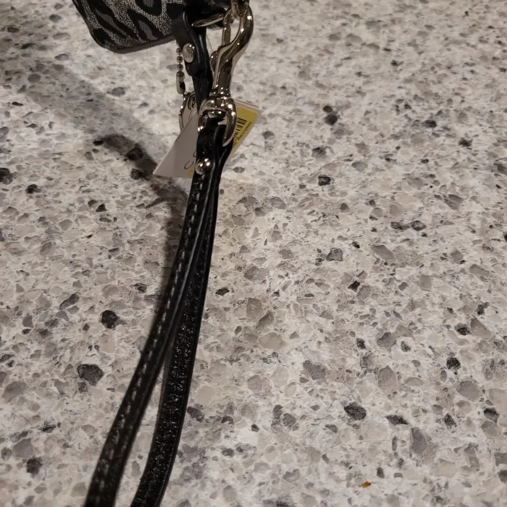 Coach Wristlet Leopard Print Silver Gray Sparkle New